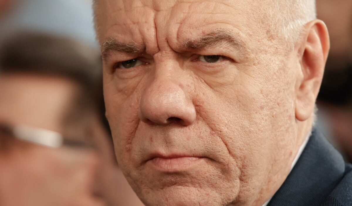 Pis i̇çinde yeni dernekleşme: "po pierwsze polska" girişimi 1 Pis i cinde yeni derneklesme po pierwsze polska girisimi 75533