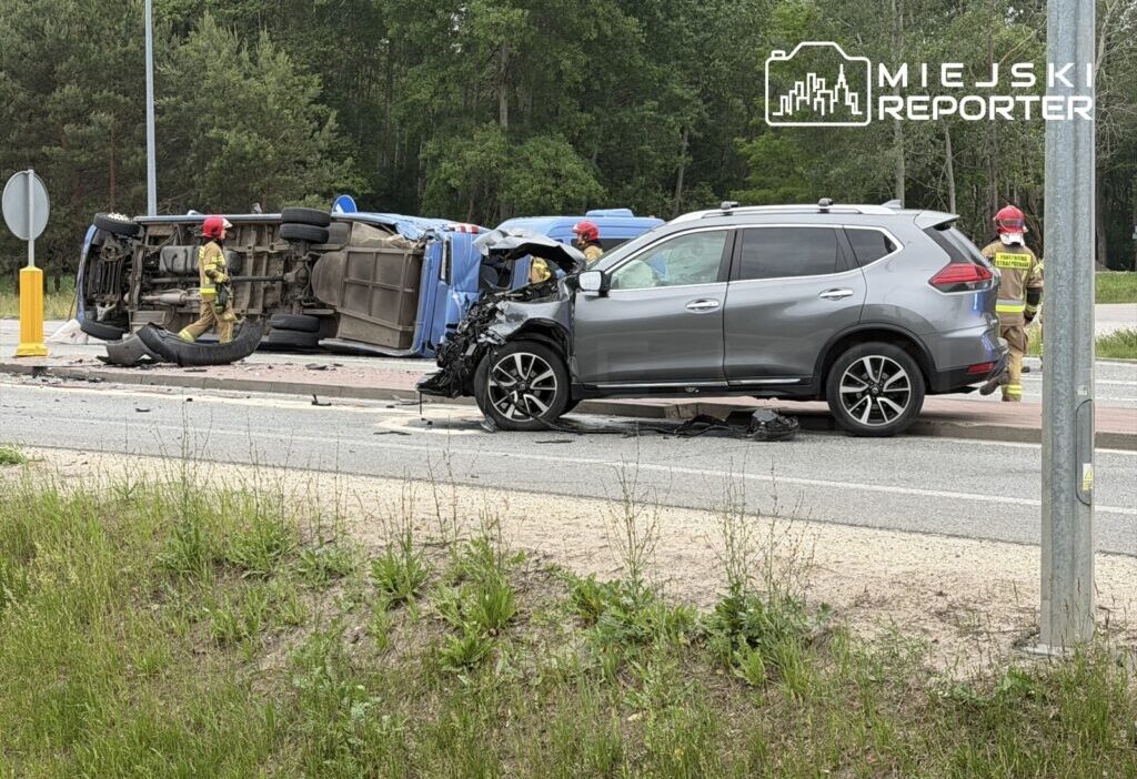 Polonya da 12 kisinin yaralandigi trafik kazasi 74705
