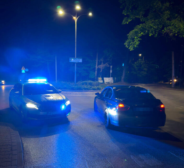 Polonya’da alkollü ve ehliyetsiz sürücüye suç duyurusu 1 Polonya da alkollu ve ehliyetsiz surucuye suc duyurusu 77837