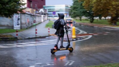 Polonya da meteoroloji uyarisi siddetli yagis ve firtina alarmi 75716