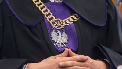 Polonya da savas kayiplari listesindeki tablonun mulkiyet davasi sonuclandi 76778
