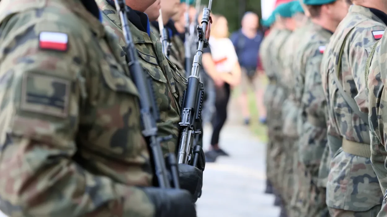 Polonya da toprak savunma birlikleri personelinin i s haklari ve mevzuat degisiklikleri 78397