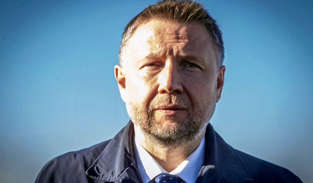 Polonya sejm'de marcin kierwiński hakkındaki gensoru önergesi reddedildi 1 Polonya sejm de marcin kierwi ski hakkindaki gensoru onergesi reddedildi 75677