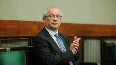 Polonya sejm inde yeni anayasa mahkemesi yargici secildi 75971