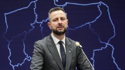 Polonya ulusal güvenlik bürosu ile savunma bakanlığı arasında safe gerilimi 4 Polonya ulusal guvenlik burosu ile savunma bakanligi arasinda safe gerilimi 74468
