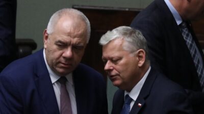 Polonyalı milletvekilleri jacek sasin ve marek suski arasında sözlü tartışma i̇ddiası 2 Polonyali milletvekilleri jacek sasin ve marek suski arasinda sozlu tartisma i ddiasi 78281