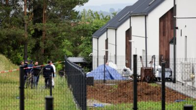 Rzeszów’da bir arsa kazısında i̇nsan fetüslerine ait kalıntılar bulundu 2 Rzesz w da bir arsa kazisinda i nsan fetuslerine ait kalintilar bulundu 76325