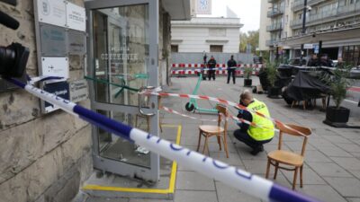 Siyasi parti genel merkezine yonelik kundaklama girisiminde karar 76300