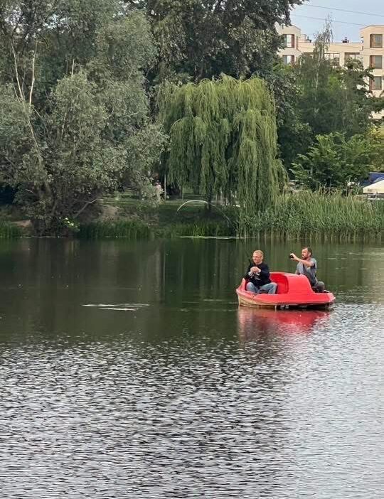 Varsova da balaton golu nden yayin baligi avlayan ukrayna vatandasi sinir disi edildi 74620