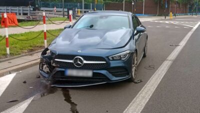 Varşova’da kaza yapan araçta şüpheli madde bulundu 3 Varsova da kaza yapan aracta supheli madde bulundu 77659