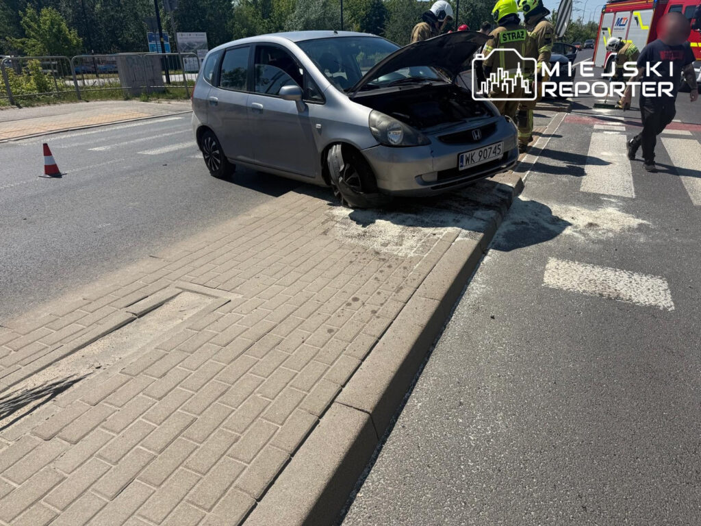 Varsova da trafik kazasi bmw ve honda carpisti 75539
