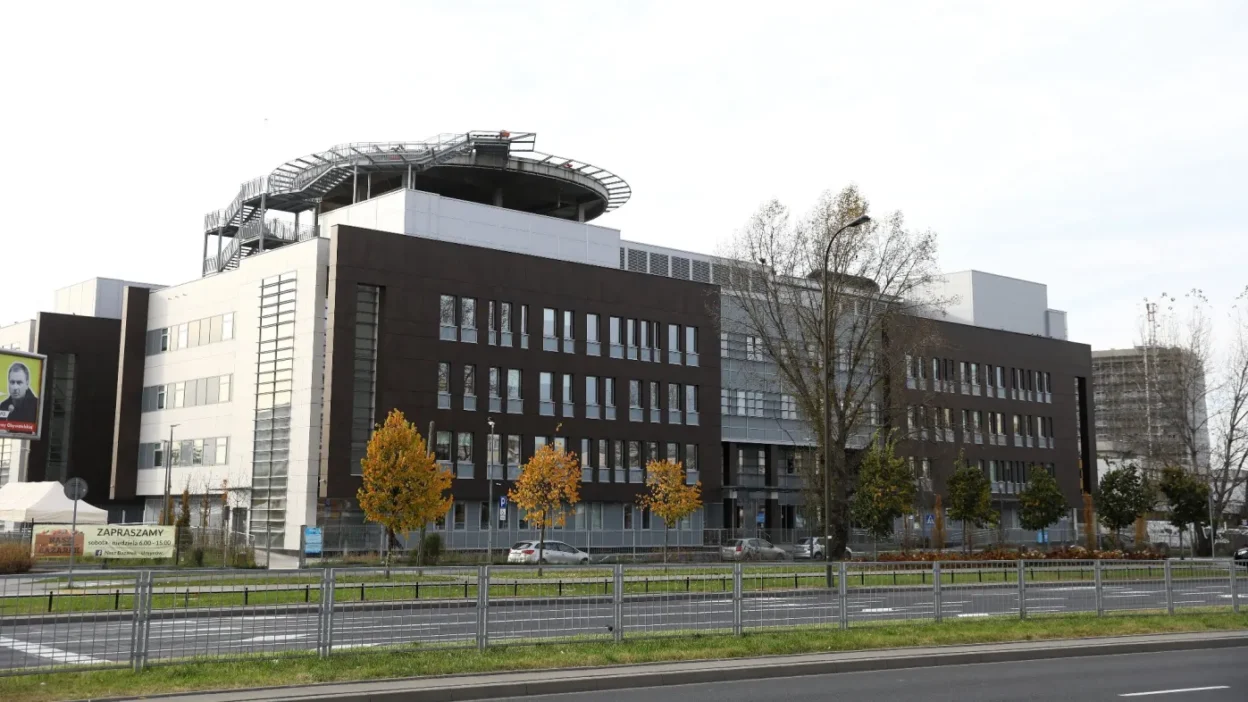 Varsova daki szpital po udniowy de doktor hakkinda usulsuzluk i ddiasi ve i dari sorusturma 78107