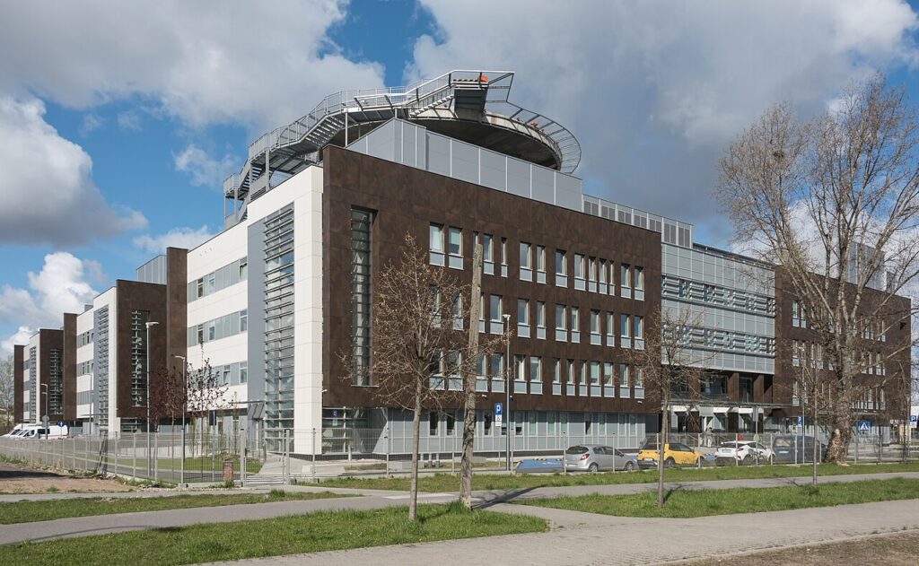 Varsova guney hastanesi acil servisindeki usulsuzluk i ddialari yargiya tasindi 78104