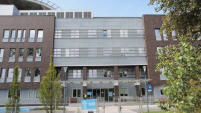 Varşova güney hastanesi, doktor dawid kacprzyk ile olan sözleşmelerini feshetti 4 Varsova guney hastanesi doktor dawid kacprzyk ile olan sozlesmelerini feshetti 78053