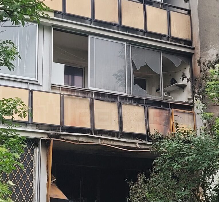 Varsova mokot w da apartman yangini bir yarali 75680