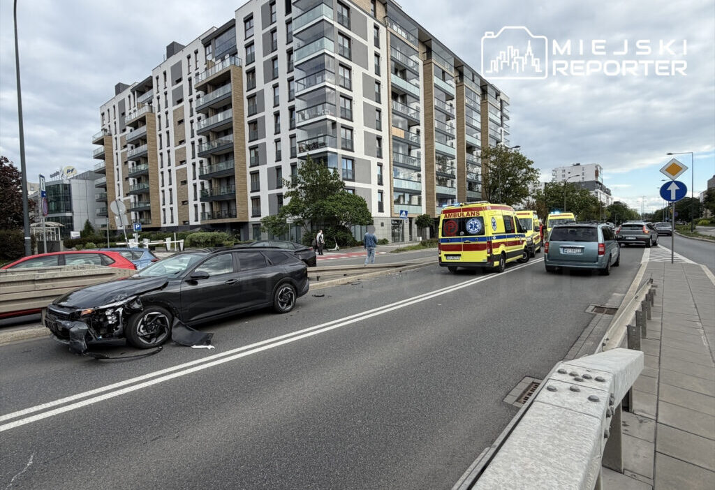 Varsova mokot w da trafik kazasi i ki yarali 76195