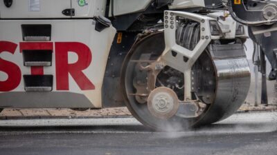 Varsova nin praga bolgesinde z bkowska caddesi yenileniyor 74144