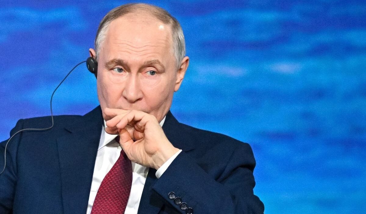 Vladimir putin ve volodimir zelenski arasinda mektup krizi st petersburg forumu nda diplomatik gerilim 74693